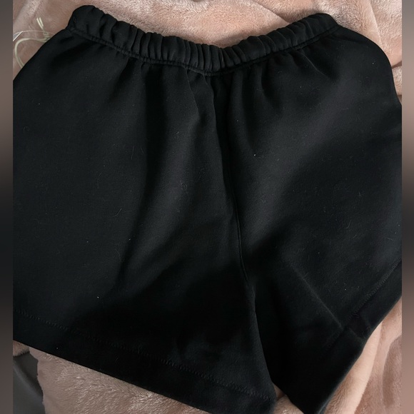 NWT Fear of god essentials sweatshorts - Picture 5 of 6